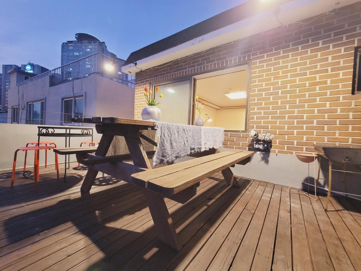 Olive Hostel MyeongDong Seoul Exterior foto